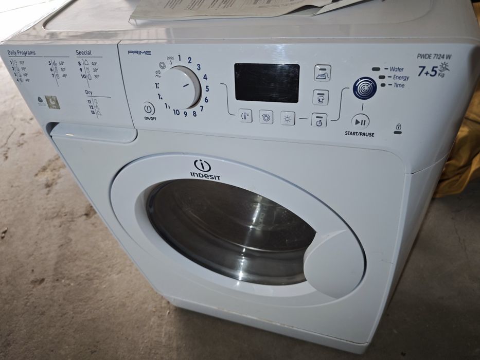 Пералня със Сушилня Indesit pwde 7124 w
