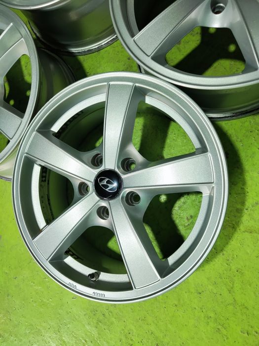 16 5x114.3 Hyundai Kia лети джанти 5х114.3