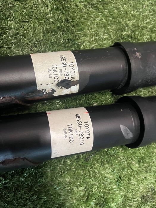 Задние амортизаторы Lexus NX