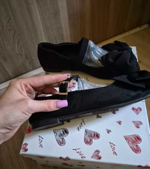 Balerini cu fundițe și scai