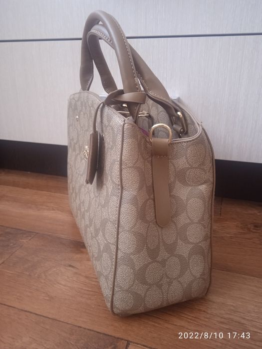 Продам сумочку новую