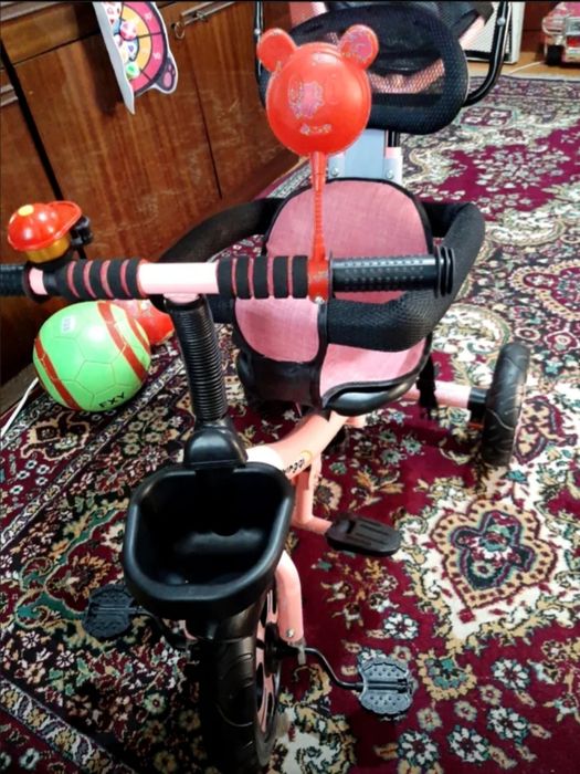 Детский 3х колёсный велосипед