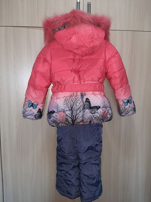 Зимний комбинезон 4-5 лет на девочку