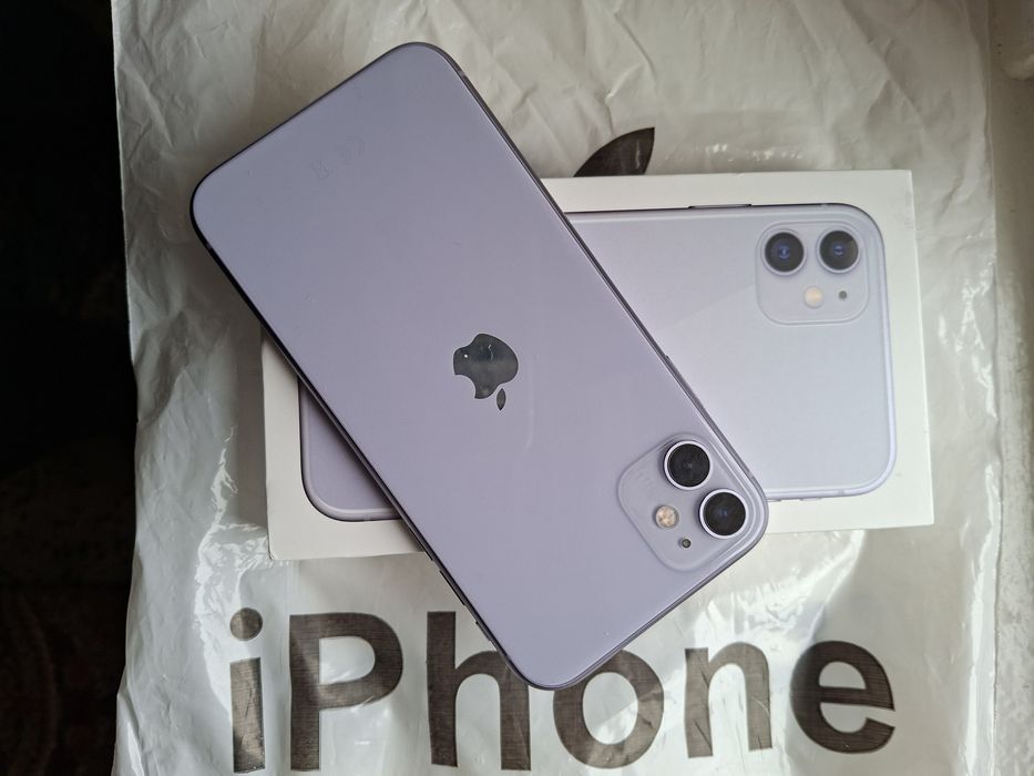 iPhone 11 128 продам