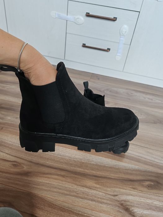 Ghete de primăvara, toamnă nouă