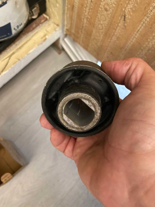 Водна помпа Хюндай, жило за Спринтер и тампони за 300C