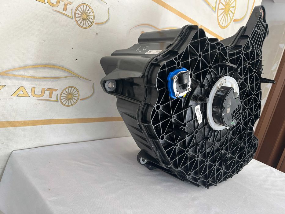 Rezervor Adblue Audi A4 8W / A5 dupa 2016 cod 8W0131878BS / 4067439AF