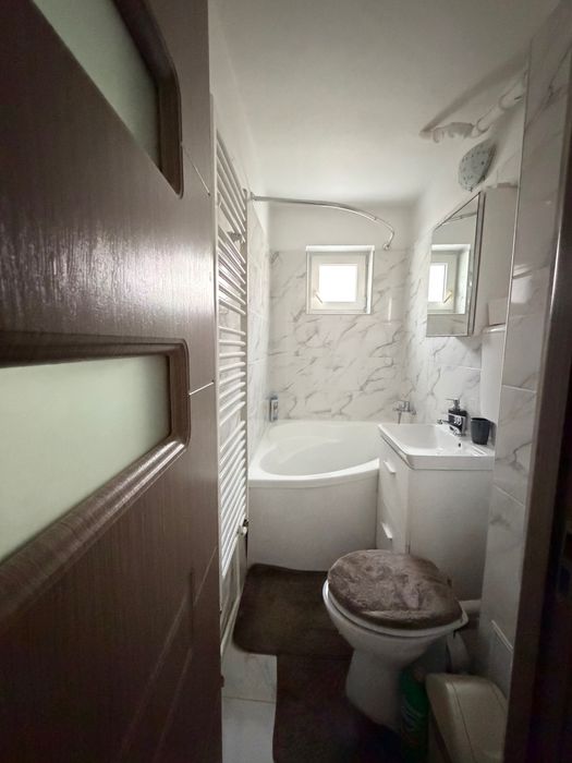 Apartament de închiriat