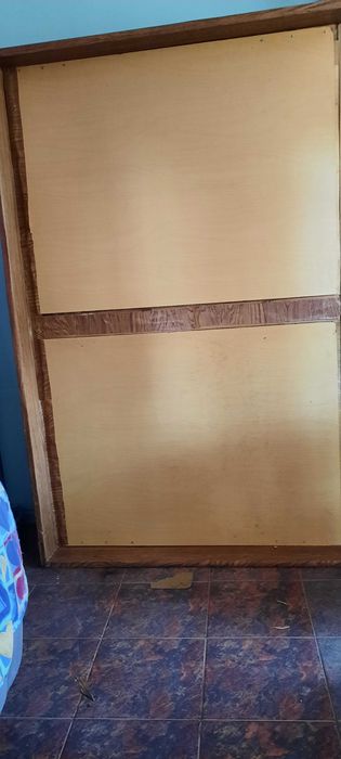 Продавам стара спалня - с дунапренов матрак -дюшек