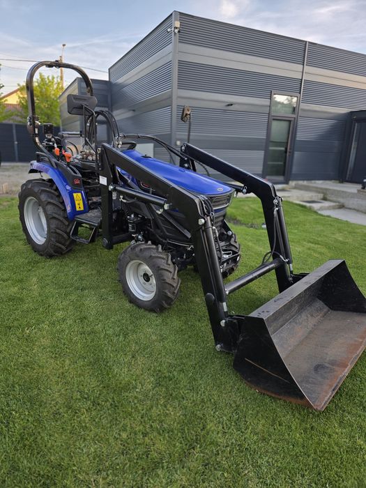Super oferta! Tractor Farmtrac 26 - Kubota de vanzare