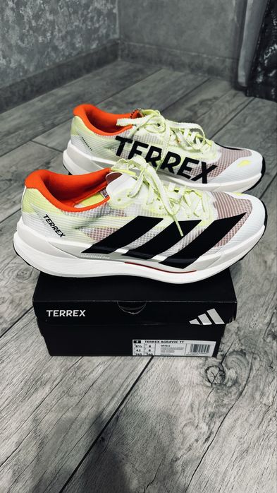 Кроссовки Adidas Agravic TT