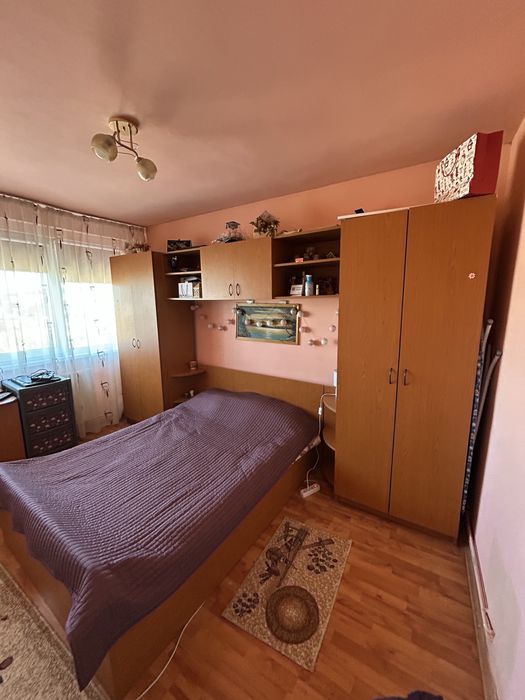 Mobila completa dormitor