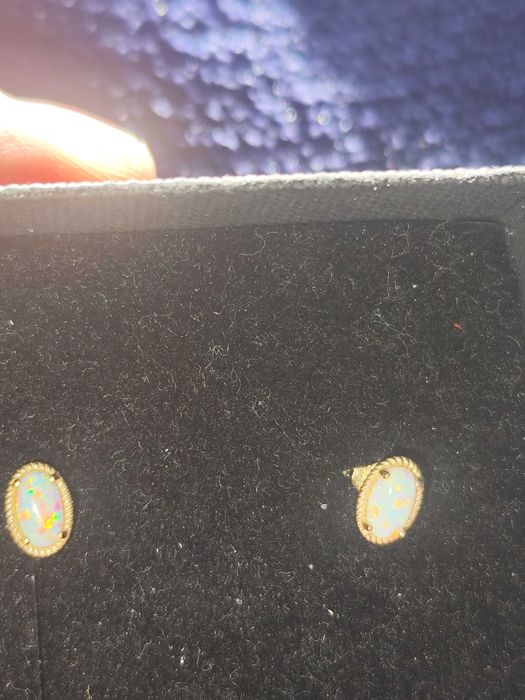 Cercei aur 14k Cu opal sintetic