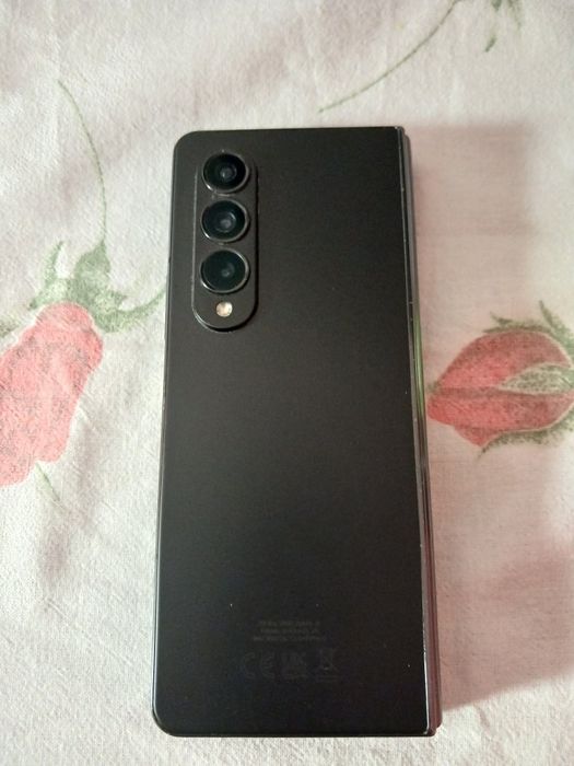 Samsung galaxy Z Fold 4 512gb