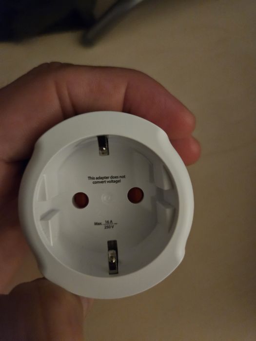 Adaptor priza Europa-SUA, cu impamantate