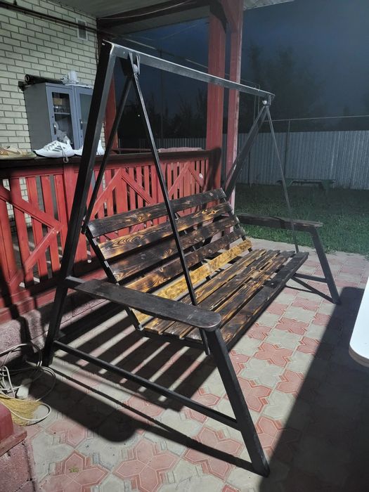 Качеля сатылады темірден  жасалған