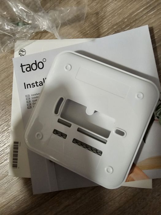Termostat inteligent Tado - Smart Thermostat V3+ cu Internet Bridge