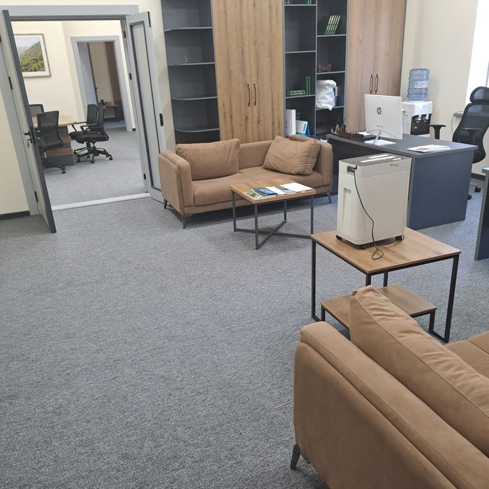 Gilam kesish va tikish