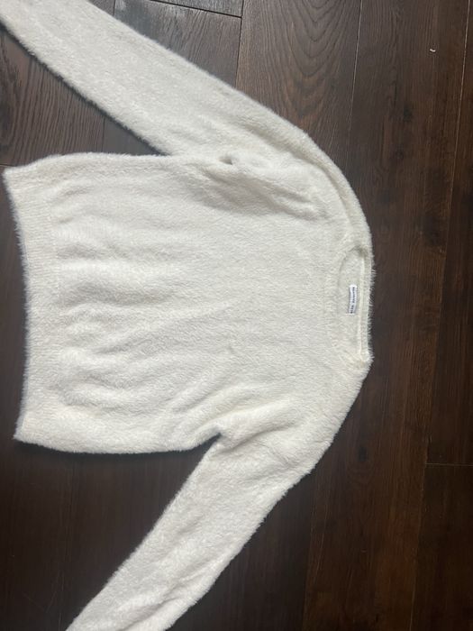 пухена бяла блузка