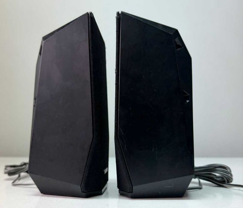 Boxe satelit Sony SS-TSB121 - design modern, sunet clar, 3 ohmi