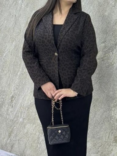 Продаю пиджак 48-50 размер