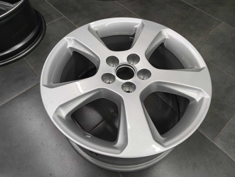 1бр Нова джанта 17 - Ford