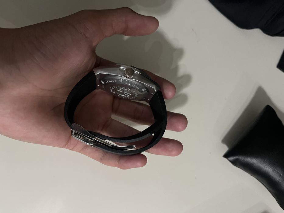 HUBLOT часы новый!