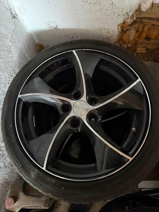 Продавам комплект 4 алуминиеви джанти 17”  * 5x114.3