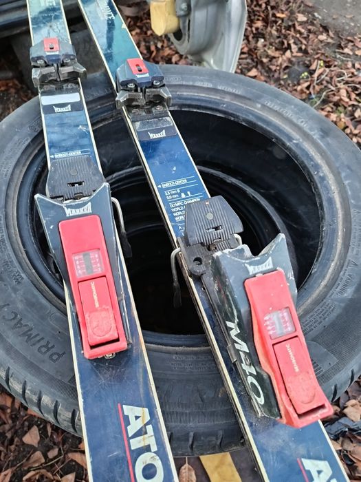 Ски Atomic F6 ретро