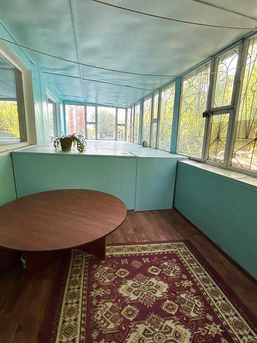 Продам 3- ком квартиру район Уют