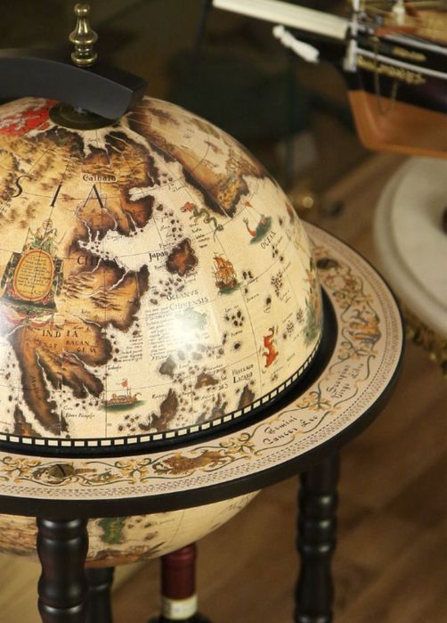 Глобус, напольный мини бар