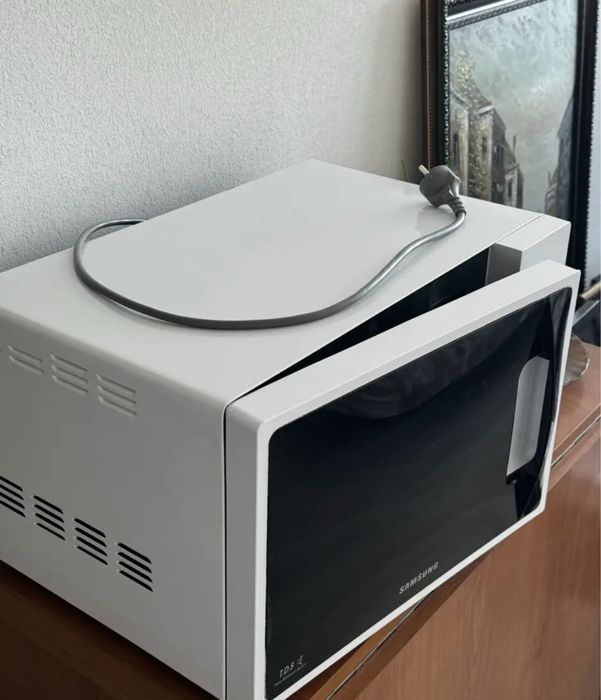 Микроволновка Samsung