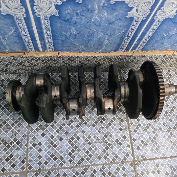 Каленвал опел вектра а 1.8 куб