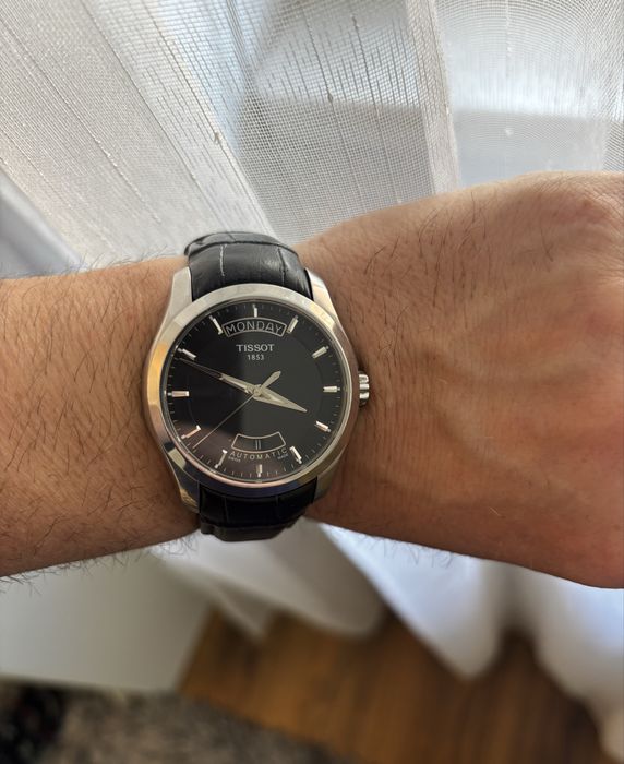 Tissot couturier  automatic day date