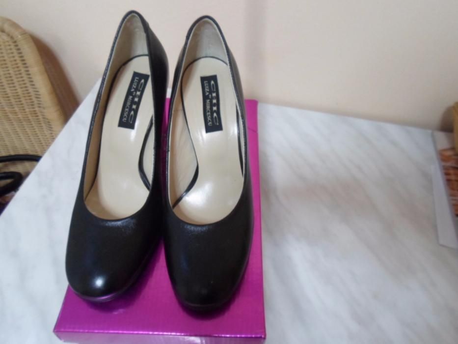 Pantofi piele naturala-noi