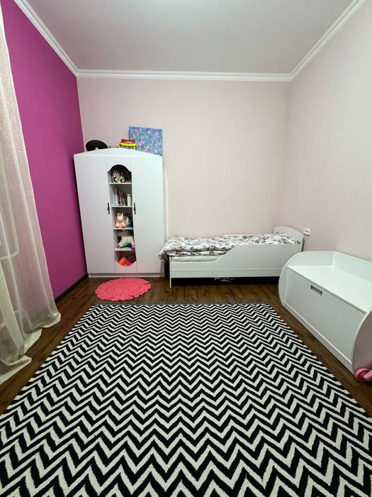 Продаётся двухэтажный коттедж .