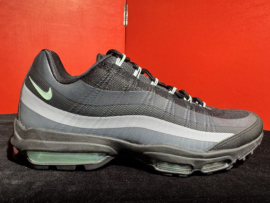 № 45 оригинални Nike Air Max 95 Ultra Shoemag