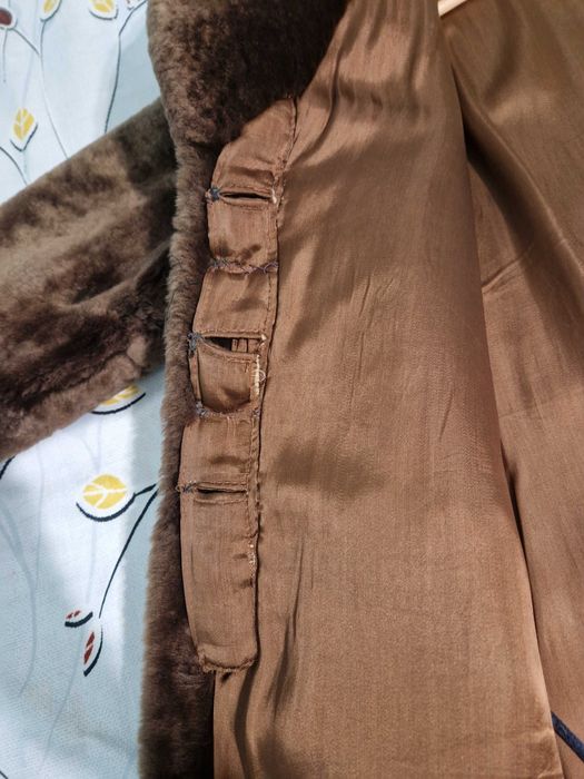 Haine de blana de urs vintage, de dama - Intreprinderea Oradea R.S.R.