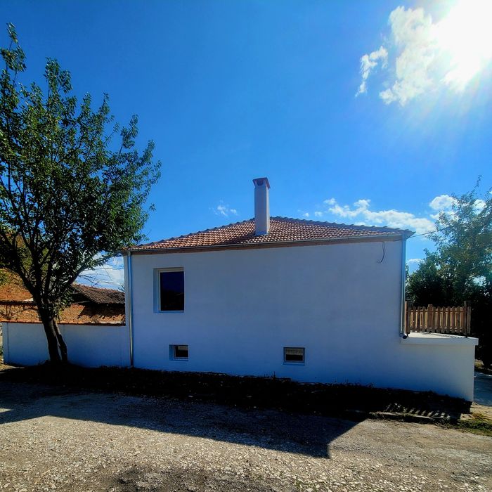 Продава се Къща в Първомай - 110 кв.м за 418 €/кв.м - Снимка #19