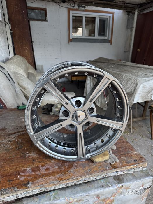 Продам комплект дисков на 16