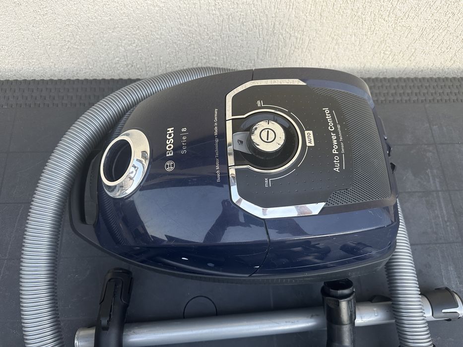 Aspirator Bosch serie 8