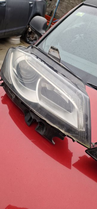Faruri bixenon audi a3 8p facelift  cu defecte