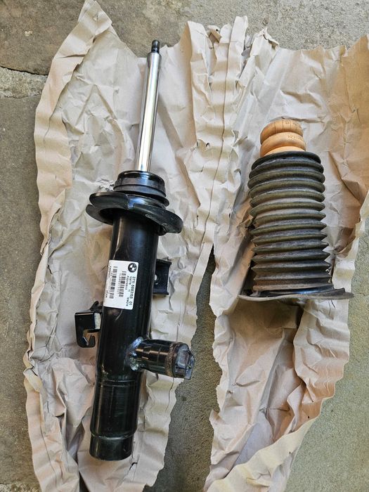 Адаптивен преден ляв амортисьор за БМВ F32/F33/F35/F36 430/440 xDrive