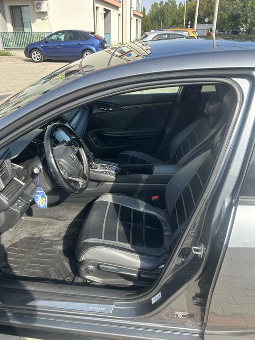 Honda Civic x Sport Plus