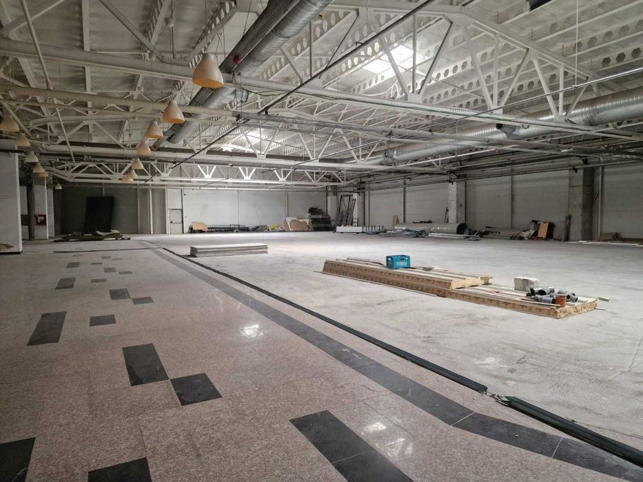 Închiriere Spațiu Comercial 500–2.500 mp | Central Plaza Bacău | Parcare și acces TIR