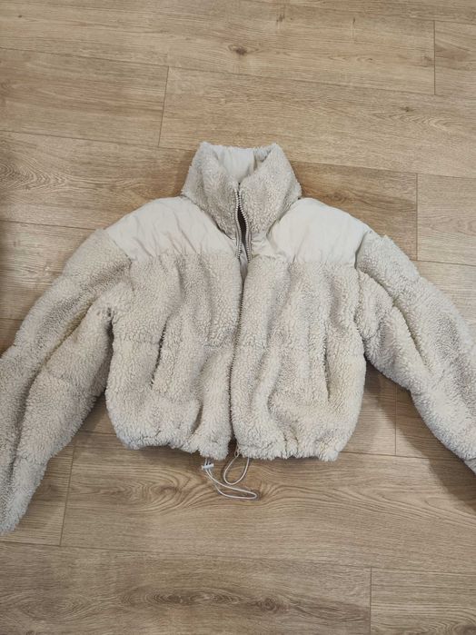 Късо зимно пухено яке