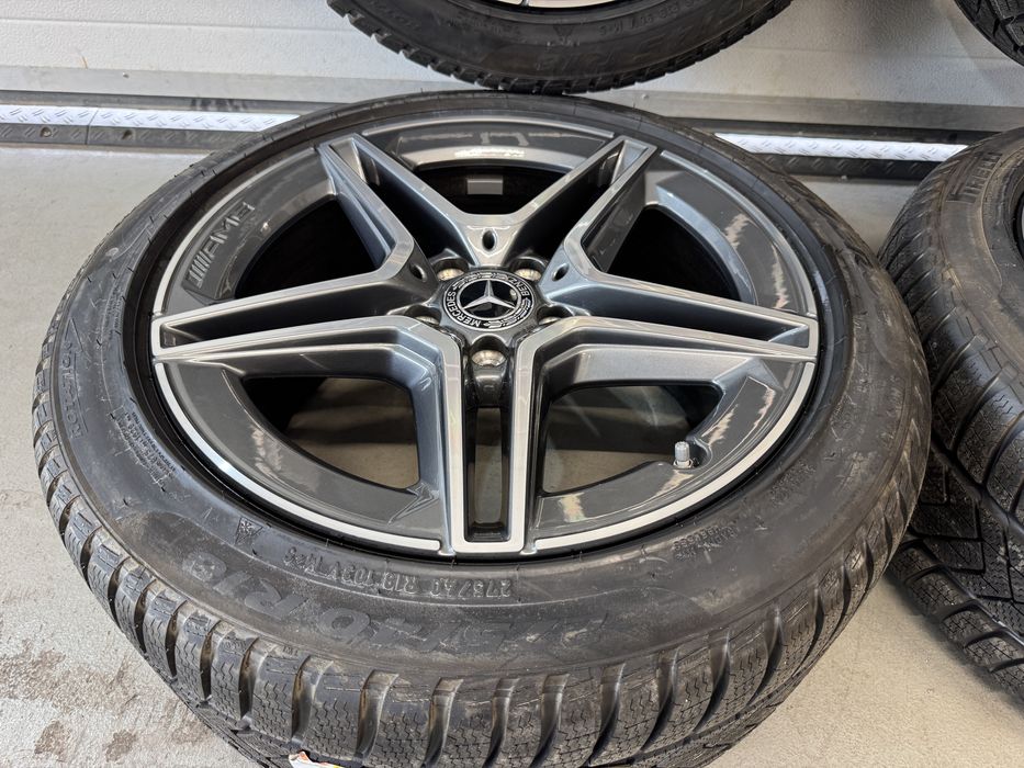 Jante originale Mercedes AMG R18 E class W213 echipate iarna noi