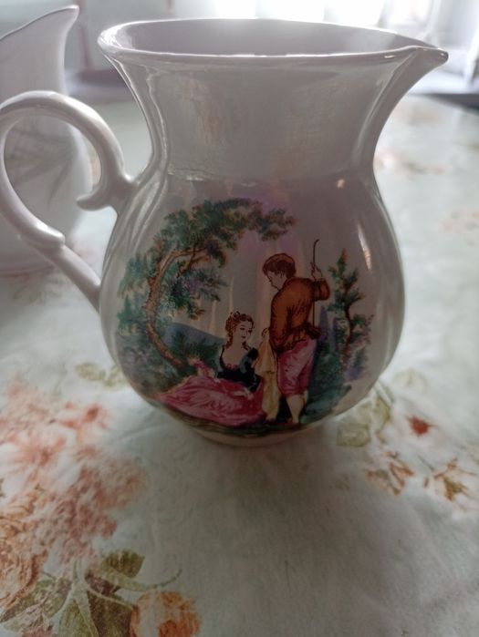 Сливочник,стаканы хрусталь