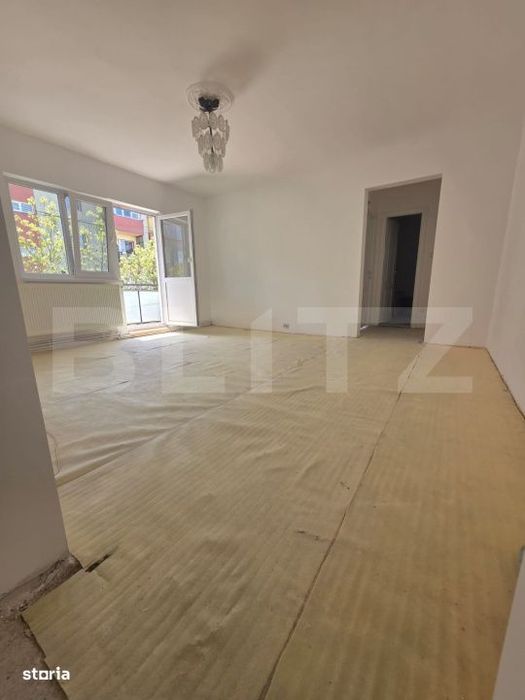 Apartament de vanzare, cu 3 camere, 65 mp, zona Blocuri, Campia Turzii