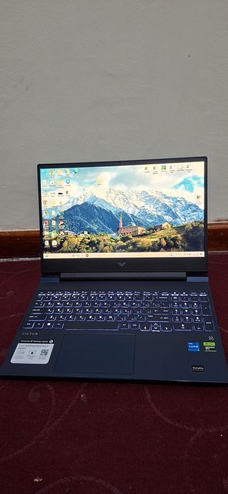 Notebook hp victus core I5